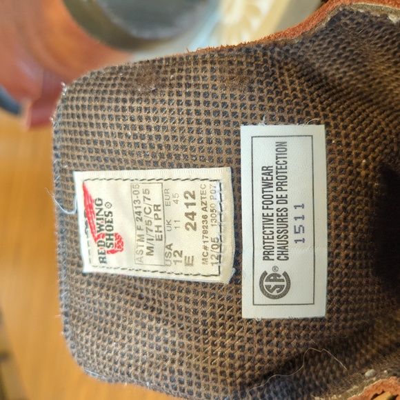 Red Wing steel toe Gore-Tex boots. 12E - Picture 14 of 16